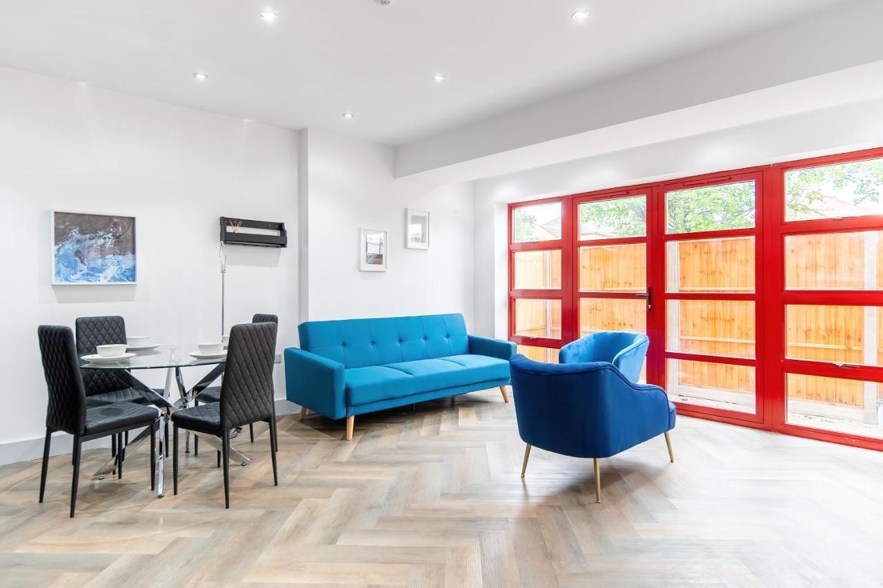 London Road Romford Block Apartment Bagian luar foto