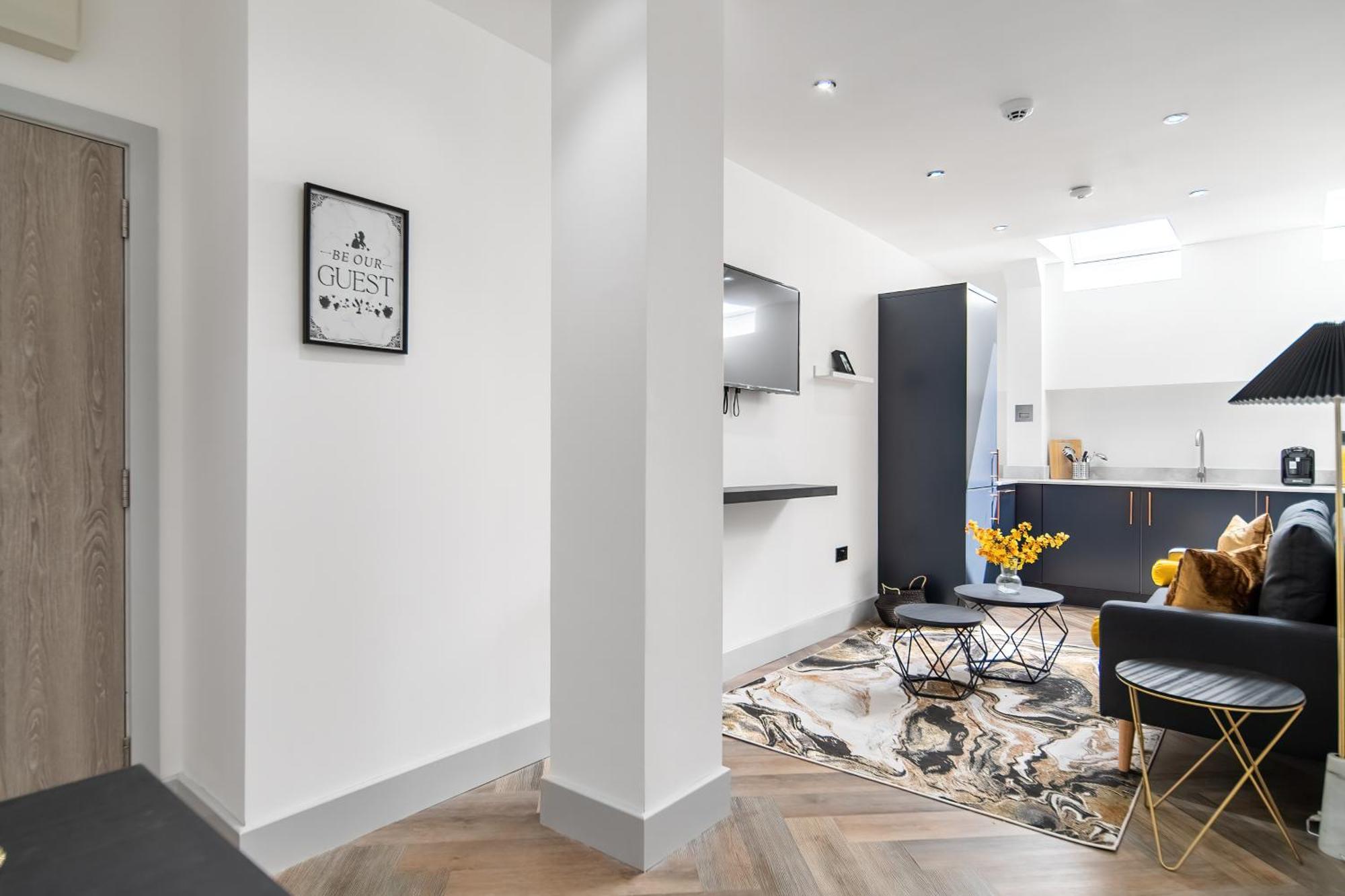 London Road Romford Block Apartment Bagian luar foto